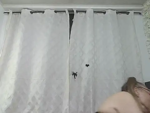 Snapshot of ZAMY1 chatting on March 23, 4:05 am ZAMY1 online show from March 23, 4:05 am