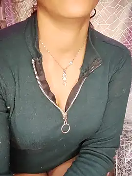 Snapshot of Lusty_rani56 chatting on January 11, 3:22 am Lusty rani56 online show from January 11, 3:22 am