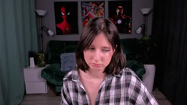 Snapshot of KikaOsterman chatting on February 10, 6:45 pm KikaOsterman online show from February 10, 6:45 pm