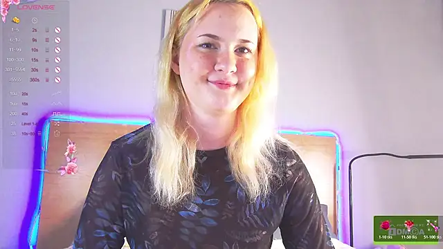 Snapshot of lkama_sutral chatting on February 8, 11:24 am lkama sutral online show from February 8, 11:24 am