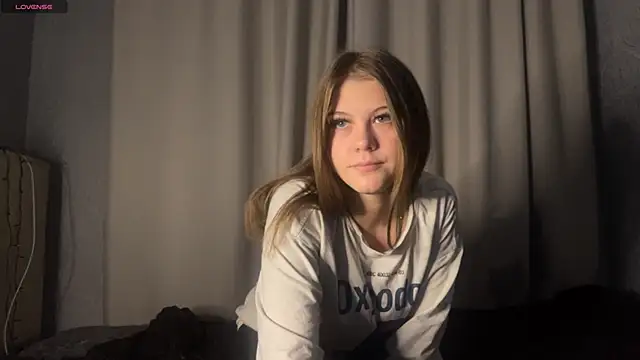 lilkaryne online show from February 15, 2:47 pm