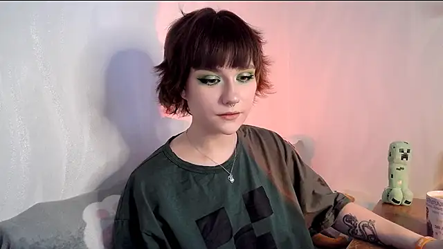 Snapshot of UwuJudy_Osas chatting on February 13, 11:06 am UwuJudy Osas online show from February 13, 11:06 am