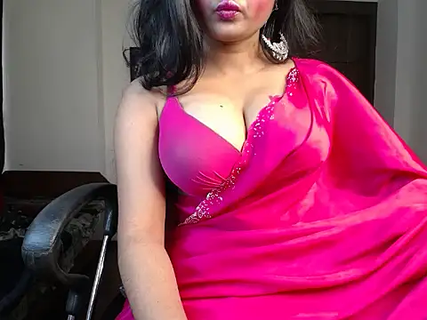 Snapshot of Devil_lily7 chatting on February 21, 5:41 am Devil lily7 online show from February 21, 5:41 am