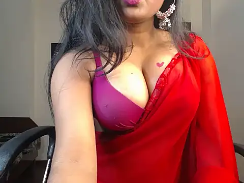 Snapshot of Devil_lily7 chatting on February 26, 5:50 am Devil lily7 online show from February 26, 5:50 am