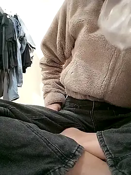 Snapshot of Sunnyy20 chatting on January 16, 12:36 am Sunnyy20 online show from January 16, 12:36 am