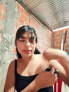 Snapshot of triana-hot18 chatting on January 12, 12:32 pm triana-hot18 online show from January 12, 12:32 pm