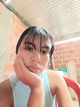 Snapshot of triana-hot18 chatting on January 15, 12:21 pm triana-hot18 online show from January 15, 12:21 pm