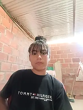 Snapshot of triana-hot18 chatting on January 17, 12:32 pm triana-hot18 online show from January 17, 12:32 pm