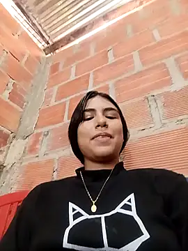 Snapshot of triana-hot18 chatting on February 16, 7:21 pm triana-hot18 online show from February 16, 7:21 pm