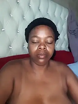 bigboobylicious online show from February 6, 10:29 am