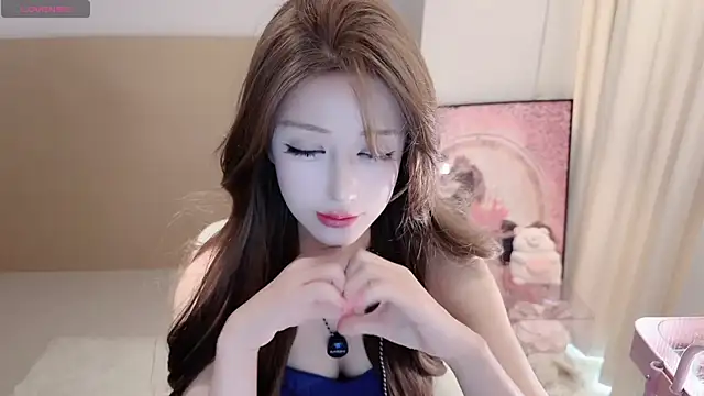 tutu-l online show from February 18, 2:18 am