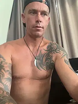 Snapshot of sexytony82 chatting on March 29, 4:56 am sexytony82 online show from March 29, 4:56 am