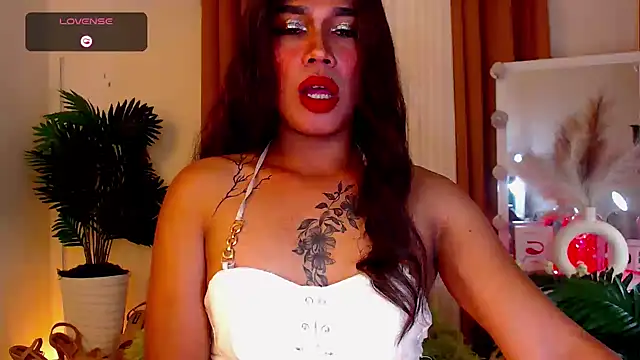 Snapshot of AmandaSmithTs chatting on February 11, 8:08 am AmandaSmithTs online show from February 11, 8:08 am