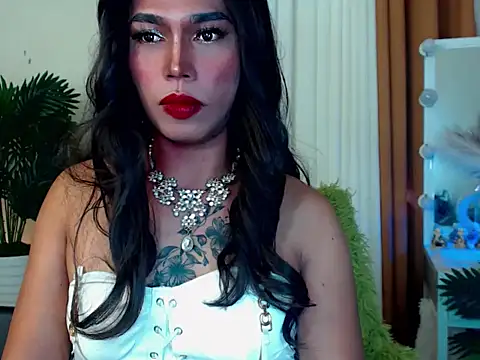 Snapshot of AmandaSmithTs chatting on February 19, 3:46 am AmandaSmithTs online show from February 19, 3:46 am