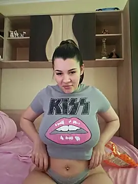 clararossie online show from January 14, 8:09 am