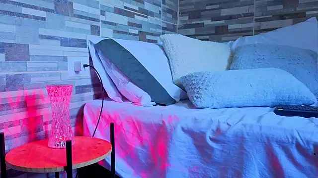 joelcallvil1 online show from April 1, 1:34 pm