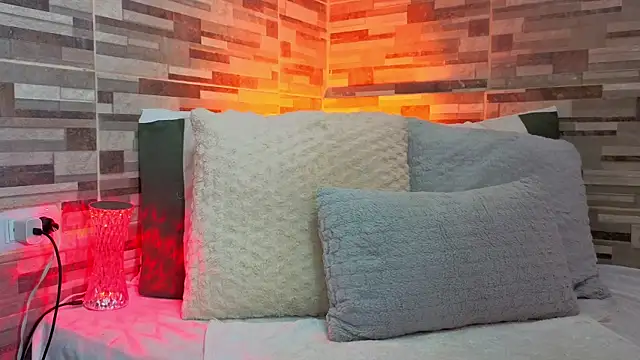 joelcallvil1 online show from April 1, 1:41 pm