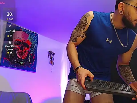 Snapshot of Axel_Stton chatting on February 7, 1:26 pm Axel Stton online show from February 7, 1:26 pm