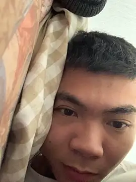 Snapshot of cubu24t chatting on February 7, 3:05 pm cubu24t online show from February 7, 3:05 pm