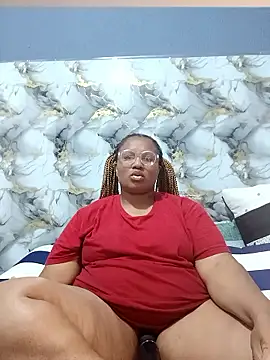 Snapshot of Ze-Zee99 chatting on January 13, 10:37 pm Ze-Zee99 online show from January 13, 10:37 pm