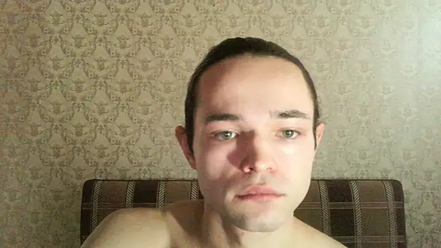 Snapshot of samsam66989 chatting on February 4, 8:20 am samsam66989 online show from February 4, 8:20 am