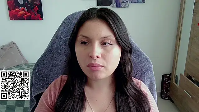 yessica gomez01 online show from March 18, 8:45 pm