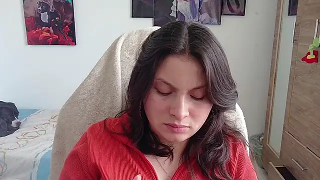yessica gomez01 online show from May 5, 8:28 pm