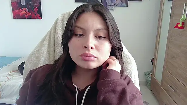 yessica gomez01 online show from May 7, 7:52 pm