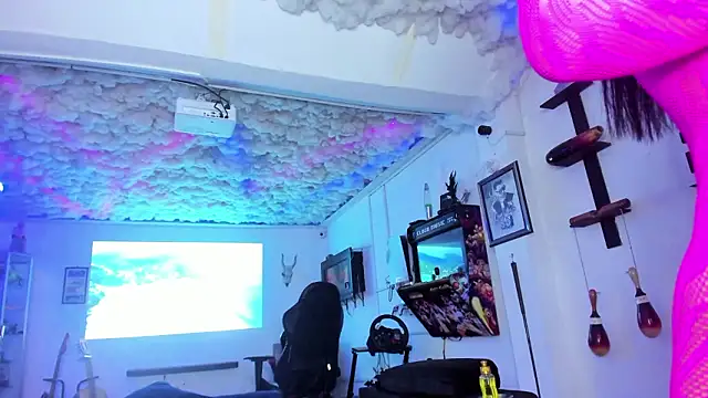 Snapshot of Kloe_Cooper chatting on February 10, 1:15 pm Kloe Cooper online show from February 10, 1:15 pm