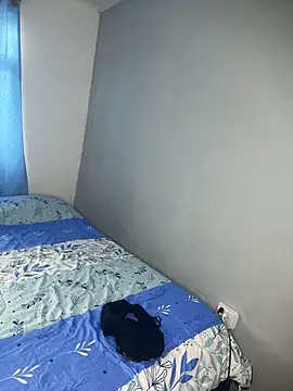 Snapshot of Kloe_Cooper chatting on February 13, 1:07 pm Kloe Cooper online show from February 13, 1:07 pm