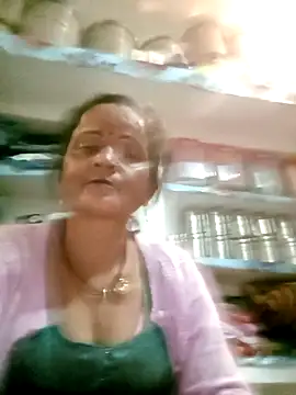 kiiuu sexe online show from February 17, 2:02 pm