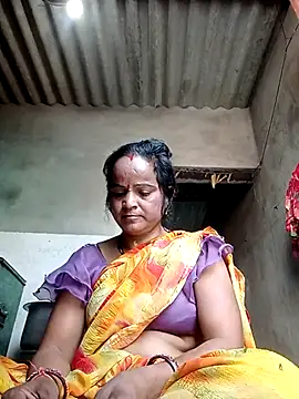 kiiuu sexe online show from April 2, 3:48 am