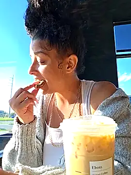 tastesosweet online show from April 29, 11:22 pm