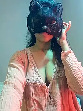 cutehotwife online show from April 29, 2:21 pm