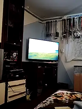 Snapshot of Krisijean72 chatting on January 10, 12:29 pm Krisijean72 online show from January 10, 12:29 pm