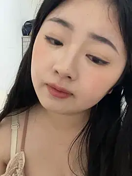 Snapshot of Mloy-01 chatting on January 17, 1:49 pm Mloy-01 online show from January 17, 1:49 pm