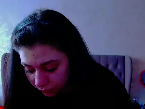 MaddyAllure online show from February 22, 6:24 am