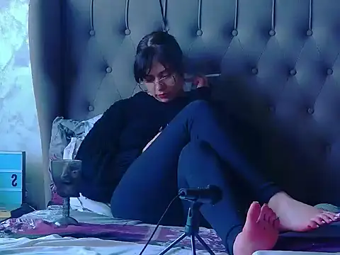 MaddyAllure online show from March 23, 9:02 am