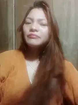jjennyyy online show from May 10, 2:17 am