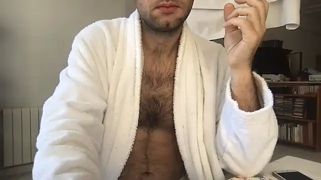 Snapshot of nnatural94 chatting on January 11, 9:36 am nnatural94 online show from January 11, 9:36 am