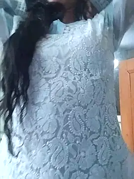 Snapshot of Zaara101 chatting on March 25, 6:47 pm Zaara101 online show from March 25, 6:47 pm