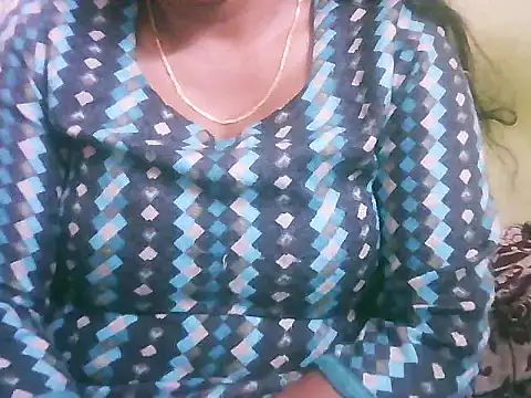 Snapshot of mohini_bhabhi chatting on February 1, 4:22 am mohini bhabhi online show from February 1, 4:22 am