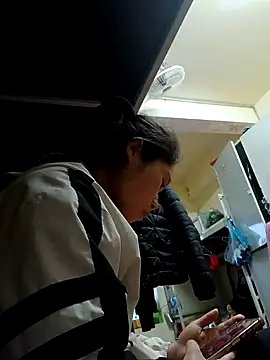 Snapshot of aaa_sexy_aaa chatting on February 14, 10:45 am aaa sexy aaa online show from February 14, 10:45 am