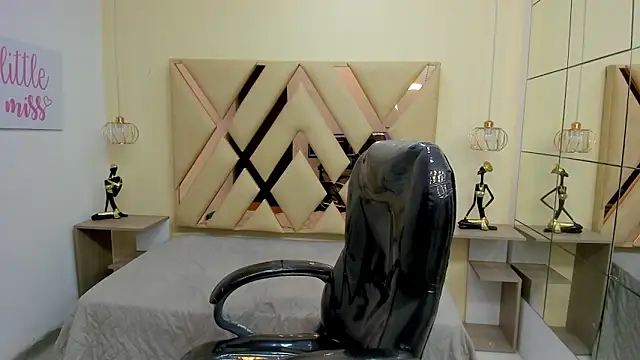 Snapshot of Anyelo_Twink chatting on February 4, 1:50 pm Anyelo Twink online show from February 4, 1:50 pm