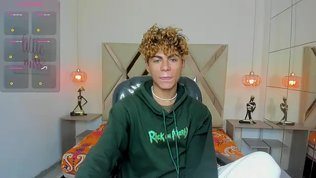 Anyelo Twink online show from May 3, 5:13 am
