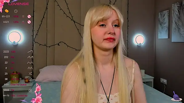 AdeleSilvy online show from March 31, 1:51 am