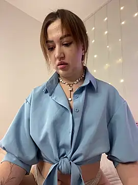 MiaPlombir online show from February 8, 1:09 am