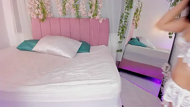 nicky bonny18 online show from February 10, 12:09 pm