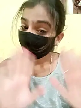 hotyjiyaaaa online show from February 4, 2:45 pm