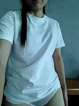 Snapshot of Vanvan68xx chatting on April 21, 1:42 am Vanvan68xx online show from April 21, 1:42 am